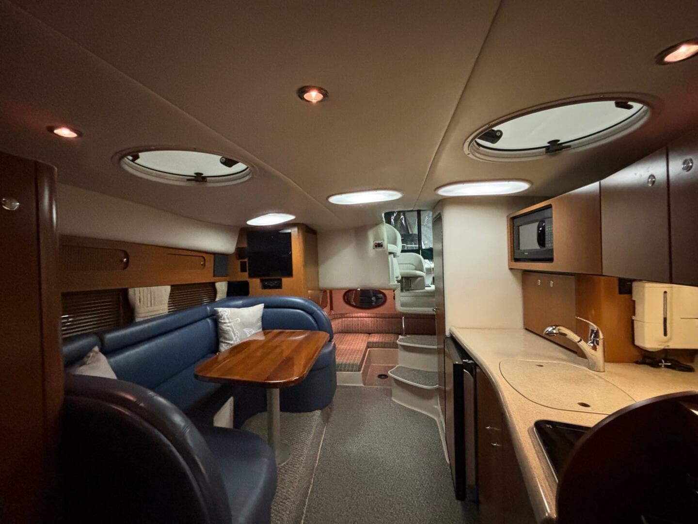 2003 Four Winns 328 Vista — photo 8