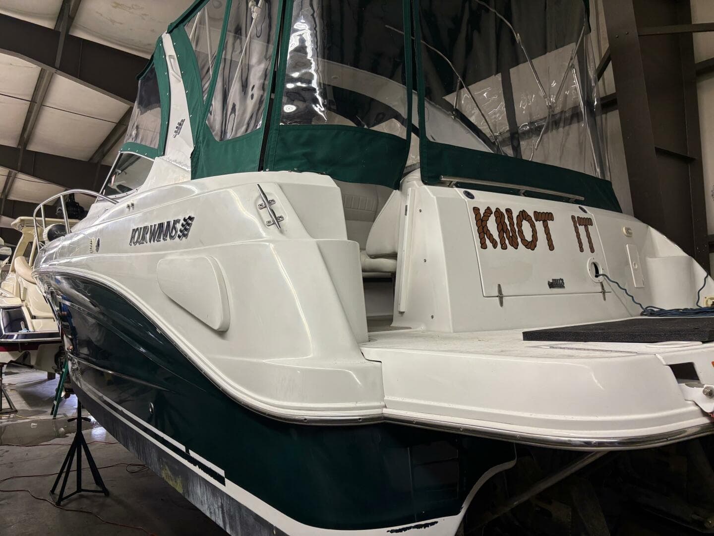 2003 Four Winns 328 Vista — photo 17