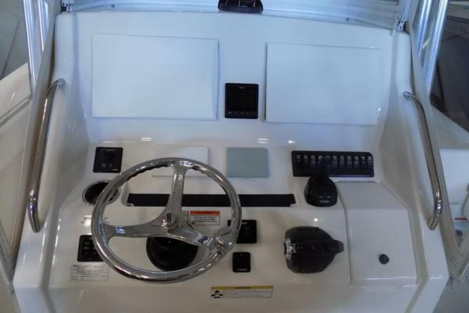 2013 Regulator 34 SS — photo 12