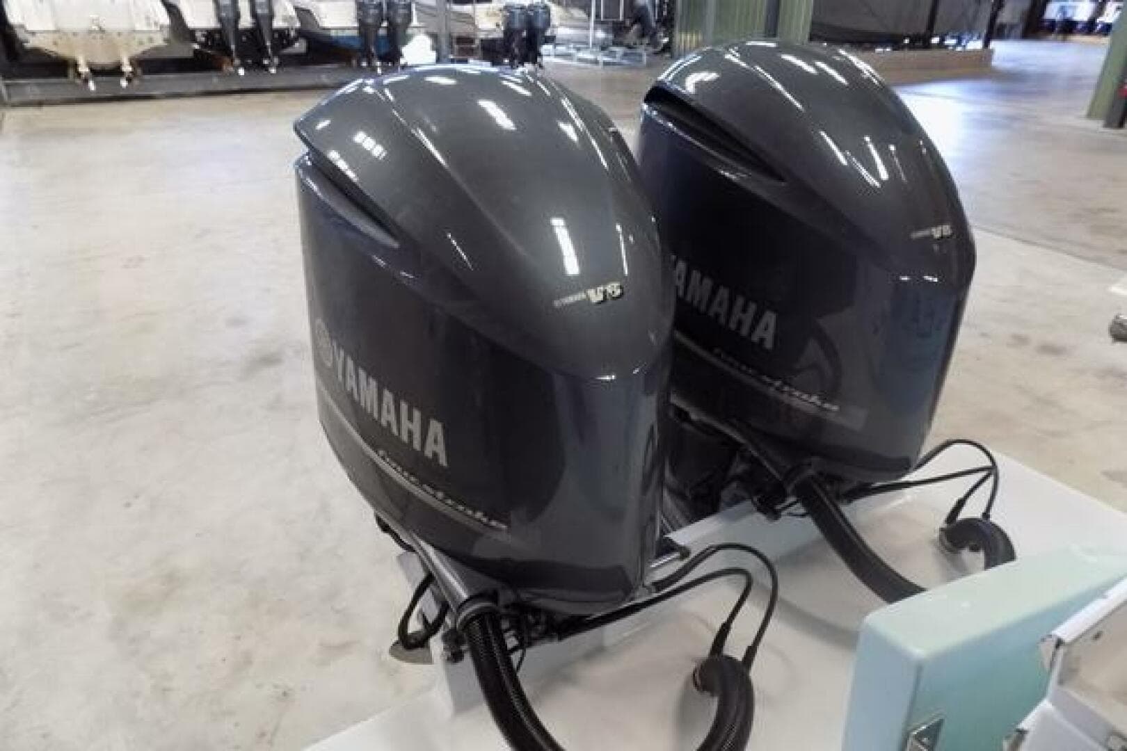 2013 Regulator 34 SS — photo 28