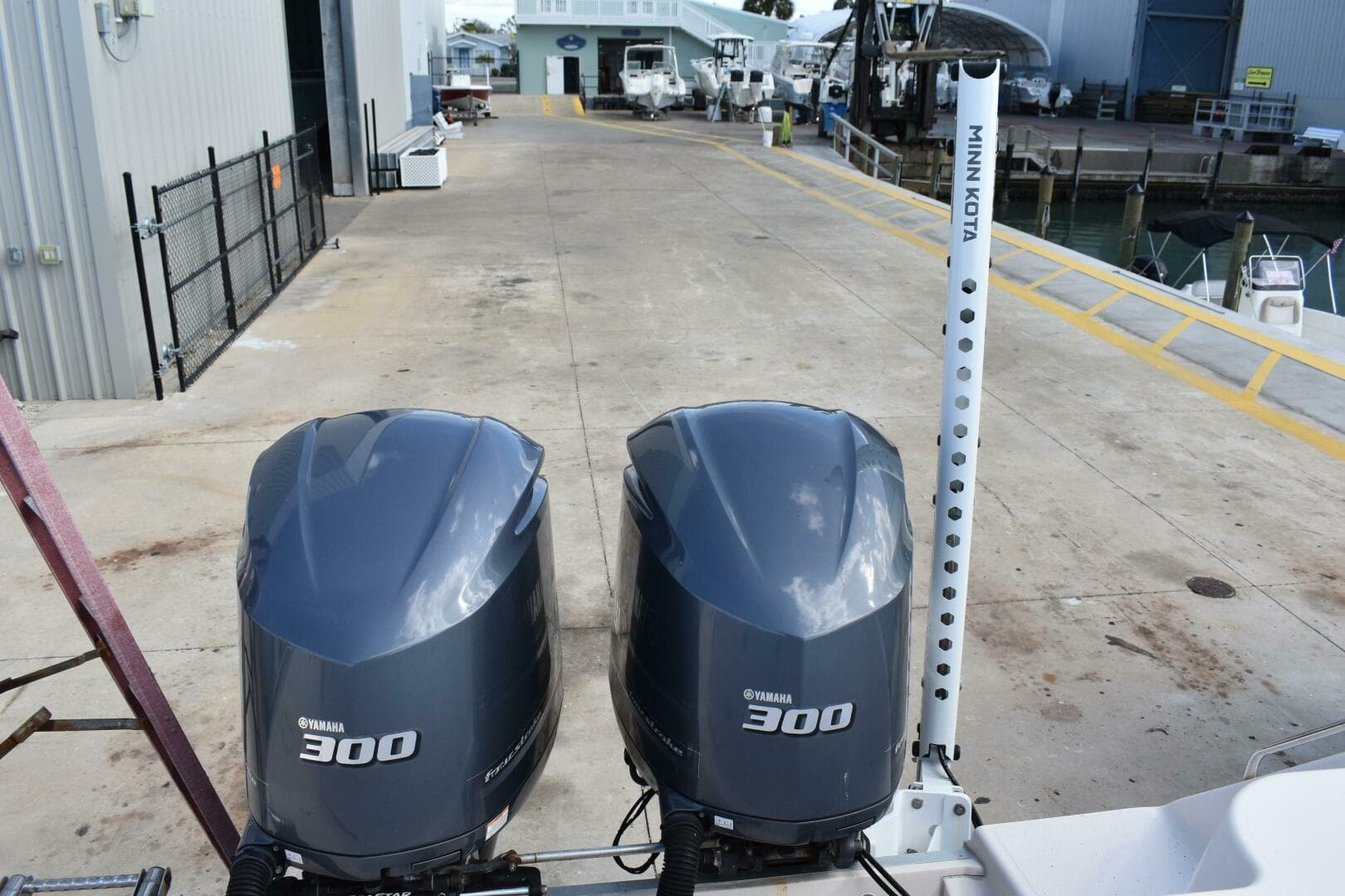 2012 Grady-White Canyon 271 — photo 8