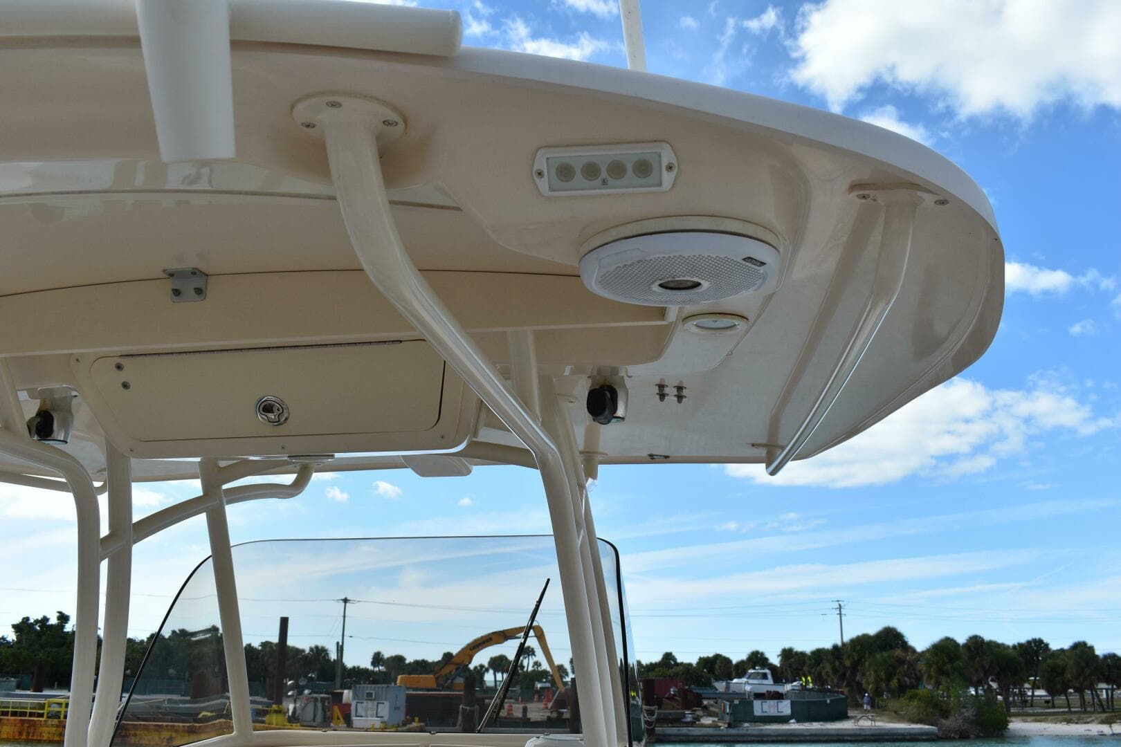 2012 Grady-White Canyon 271 — photo 26