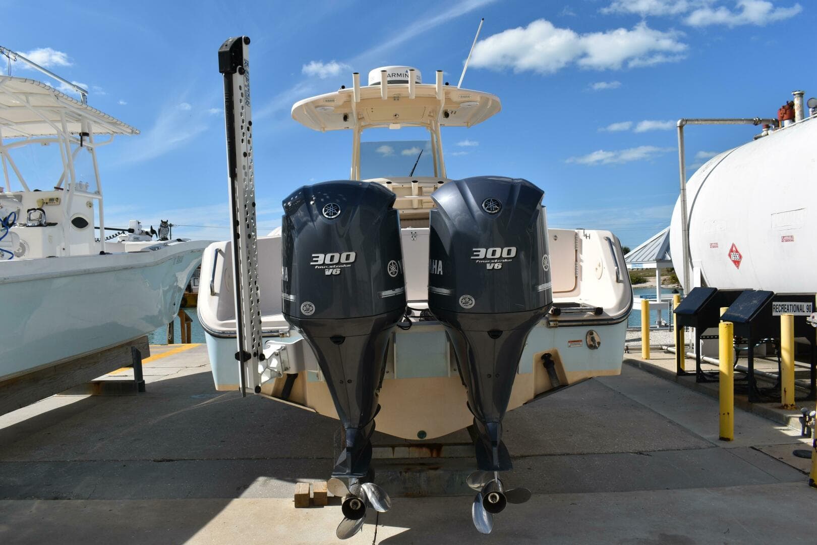 2012 Grady-White Canyon 271 — photo 49