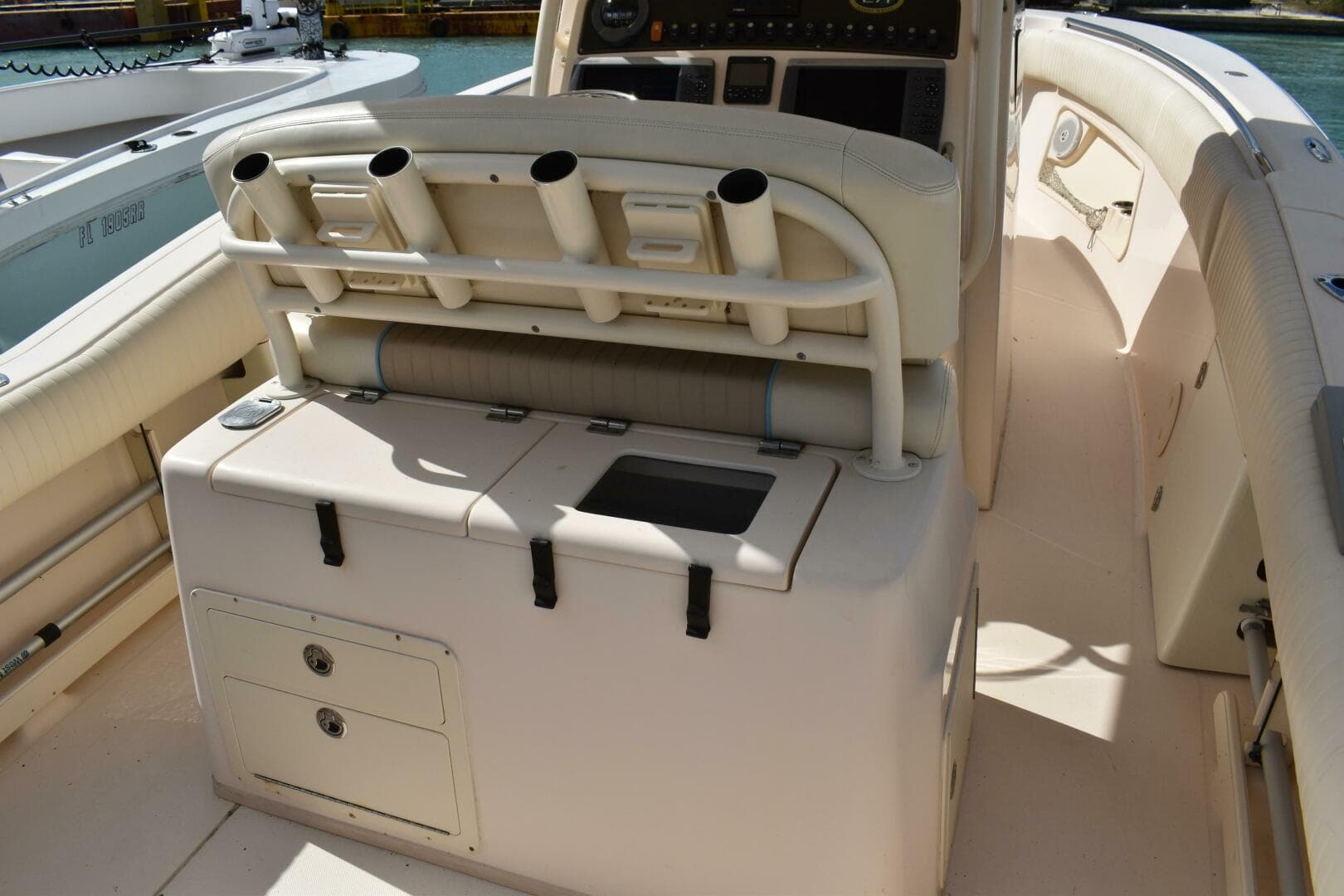 2012 Grady-White Canyon 271 — photo 19