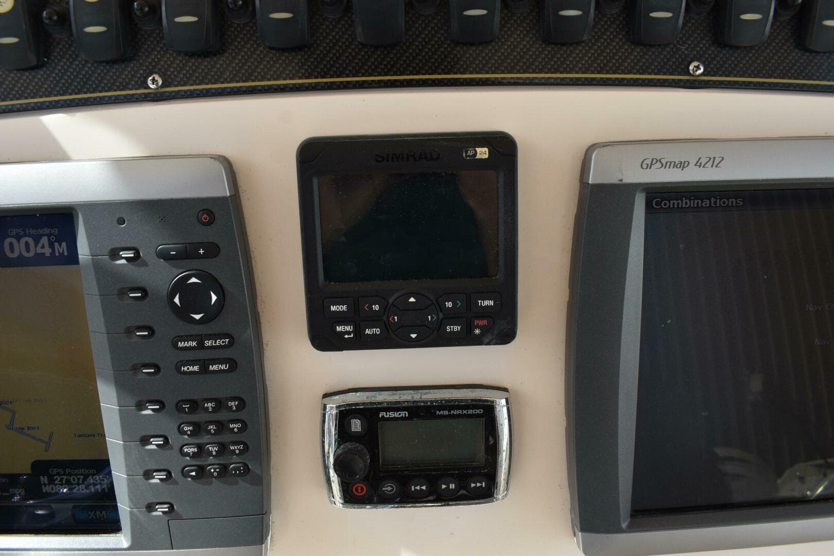 2012 Grady-White Canyon 271 — photo 33