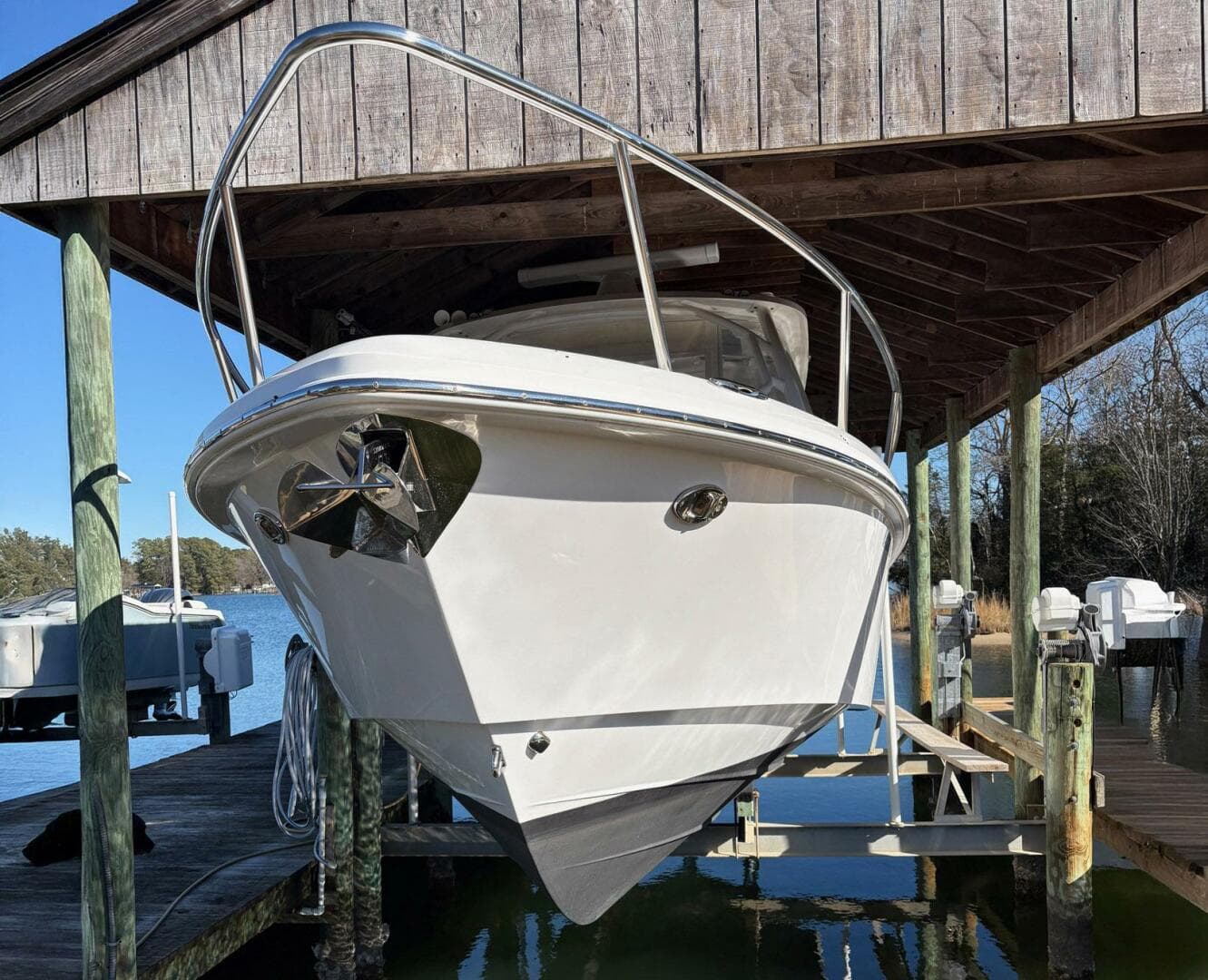 2017 Everglades 350 LX — photo 15