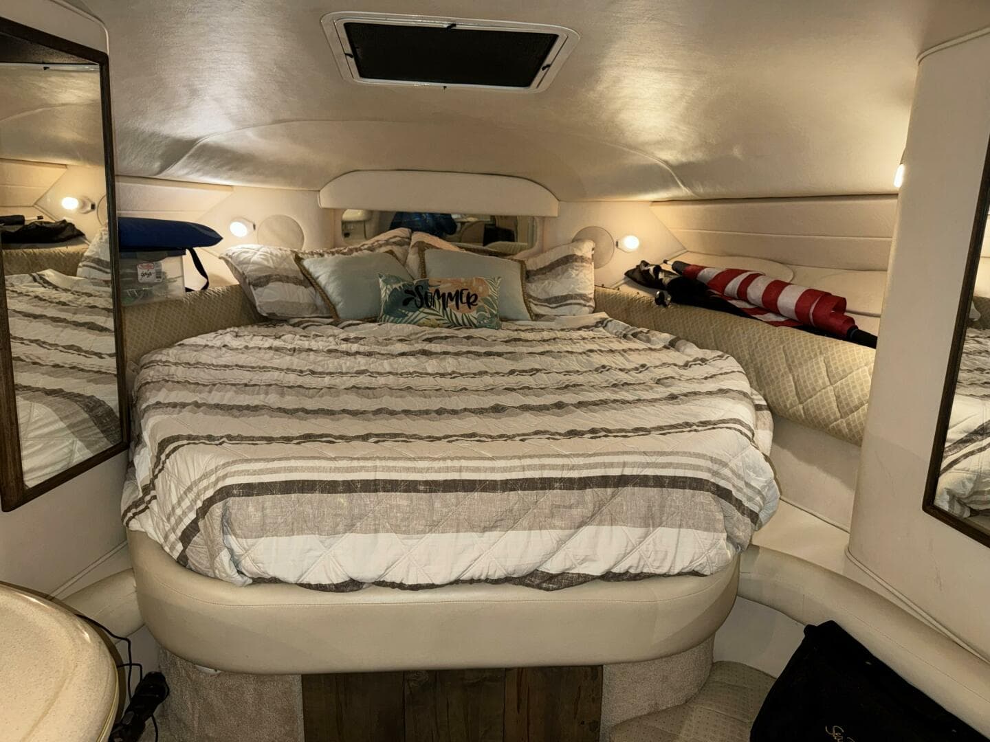 1999 Sea Ray 340 Sundancer — photo 17