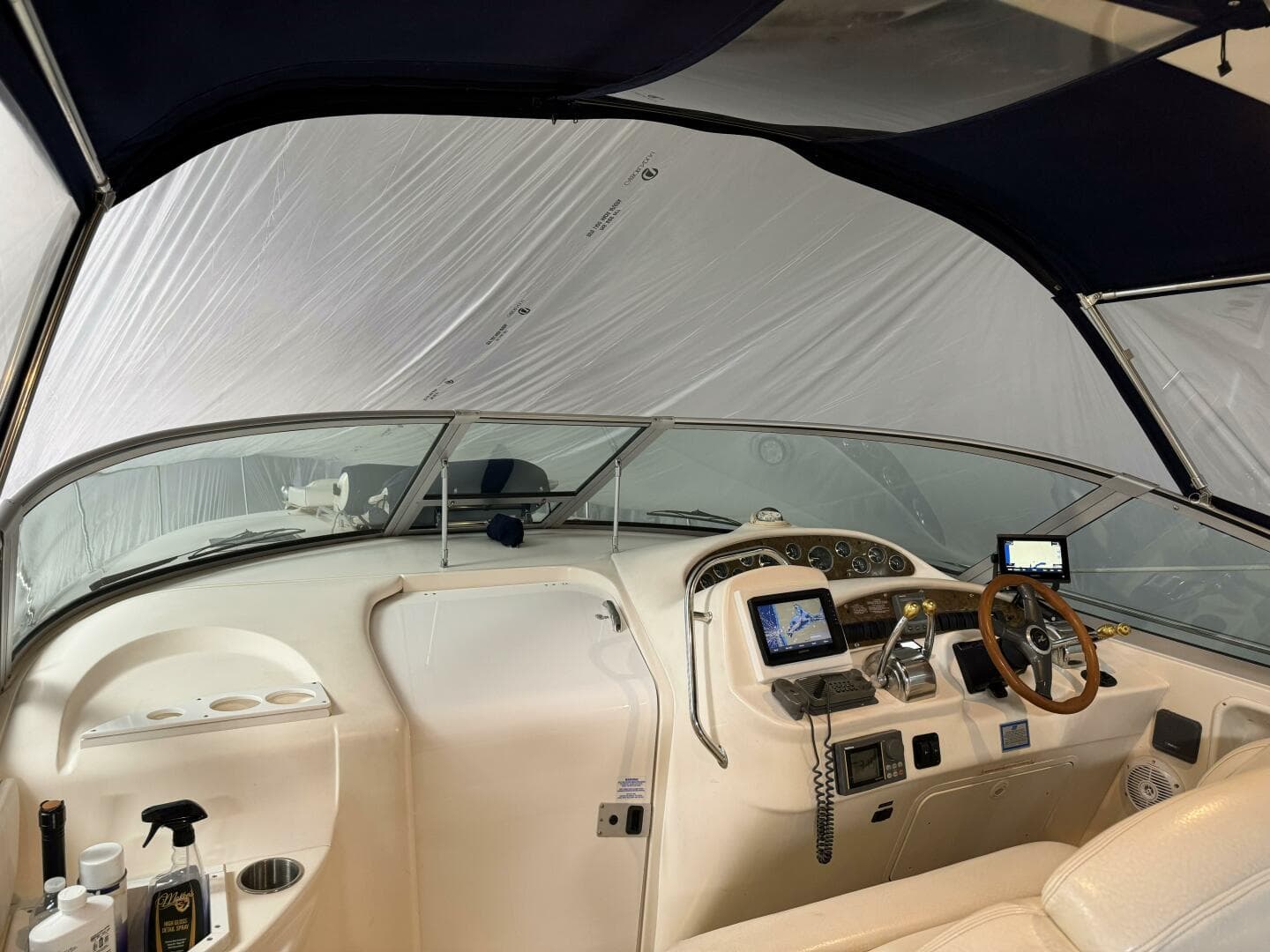 1999 Sea Ray 340 Sundancer — photo 11