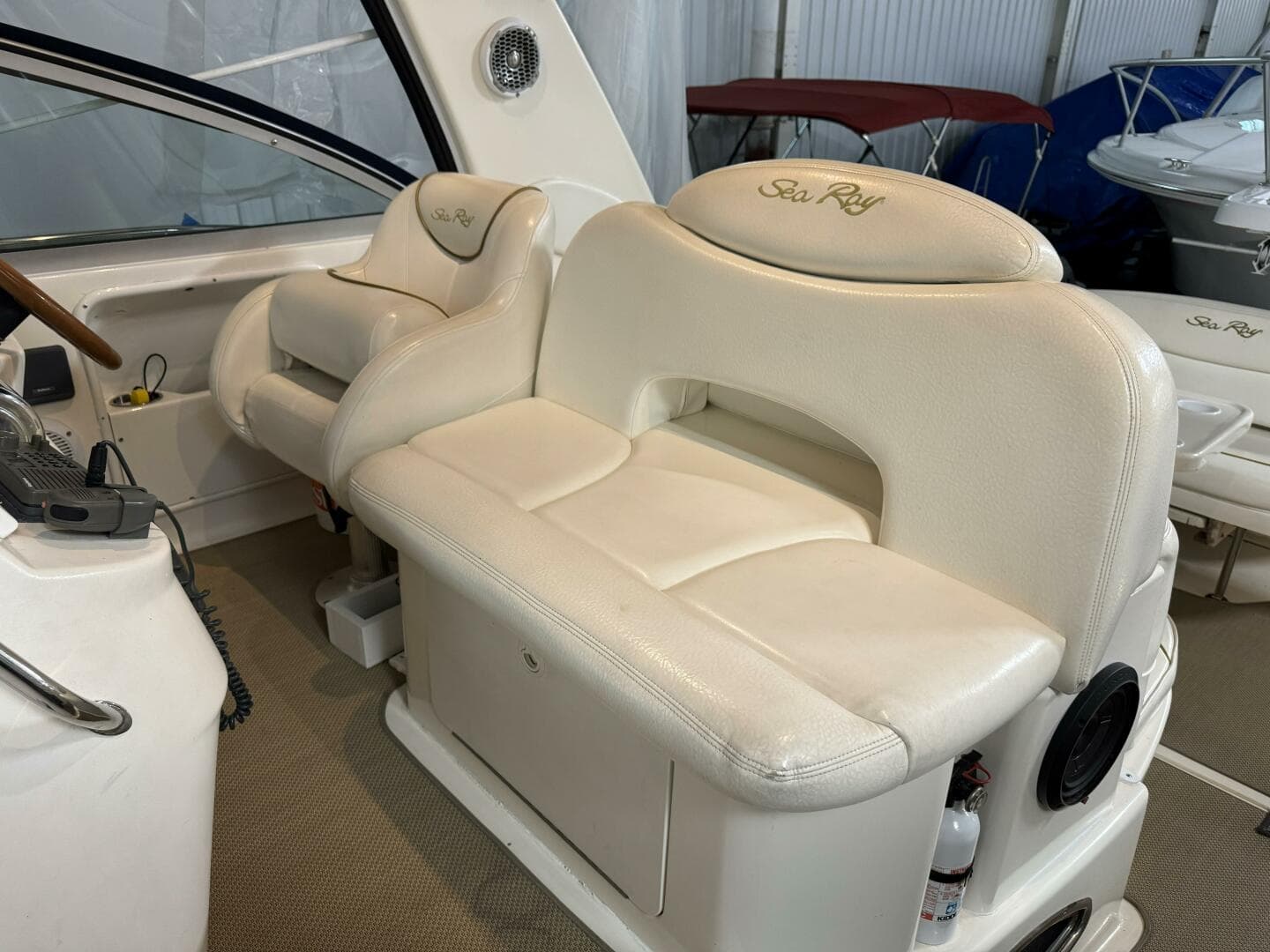 1999 Sea Ray 340 Sundancer — photo 10