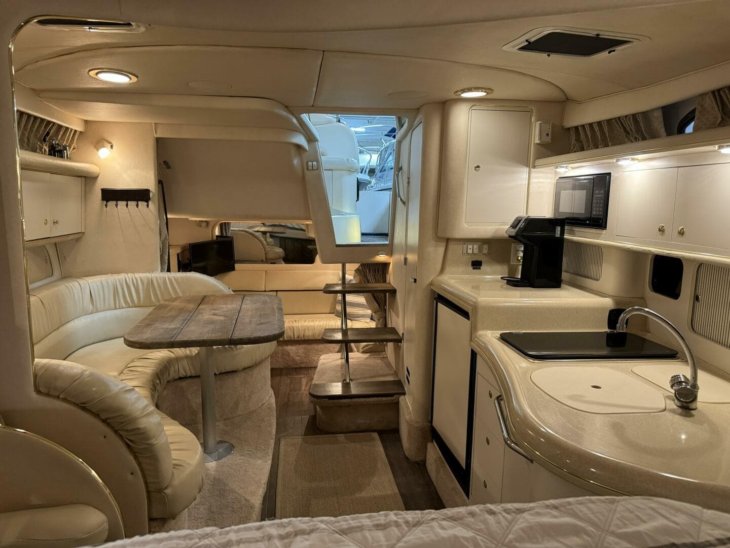 1999 Sea Ray 340 Sundancer — photo 16