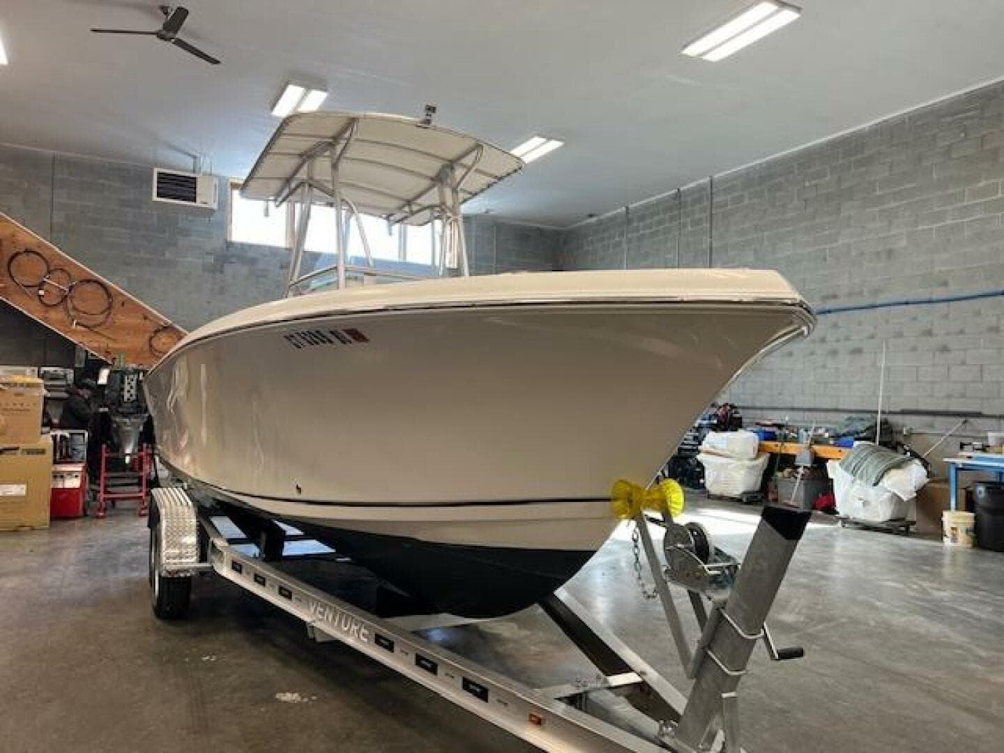 2023 Sailfish 220 CC — photo 6