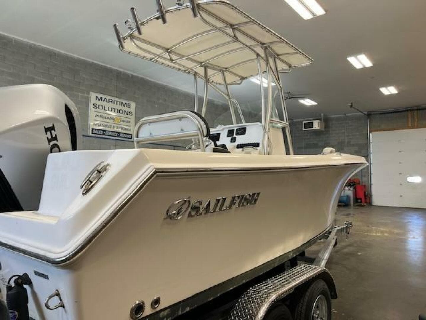 2023 Sailfish 220 CC — photo 3