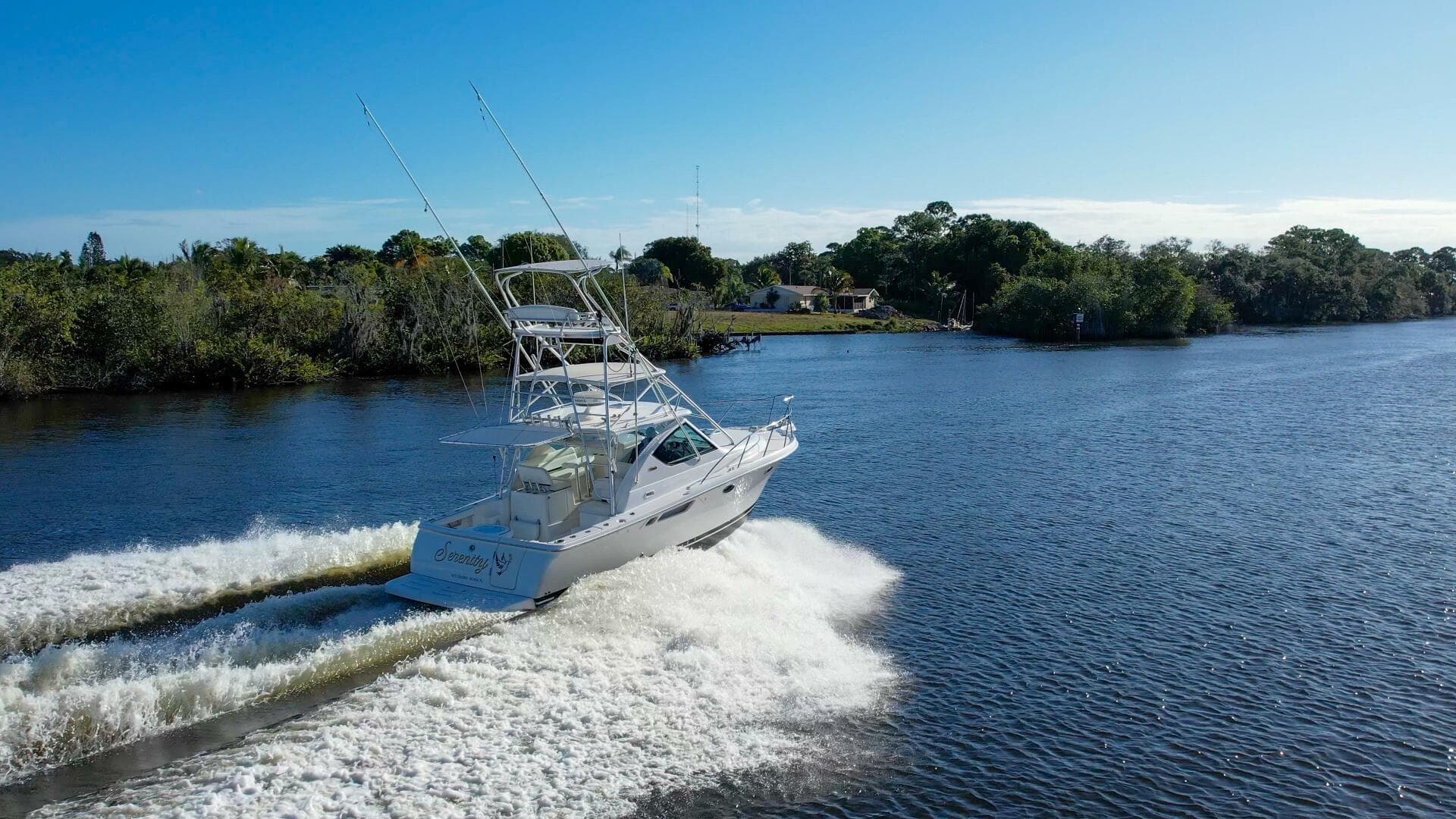 2011 Tiara Yachts 3100 Open — photo 37