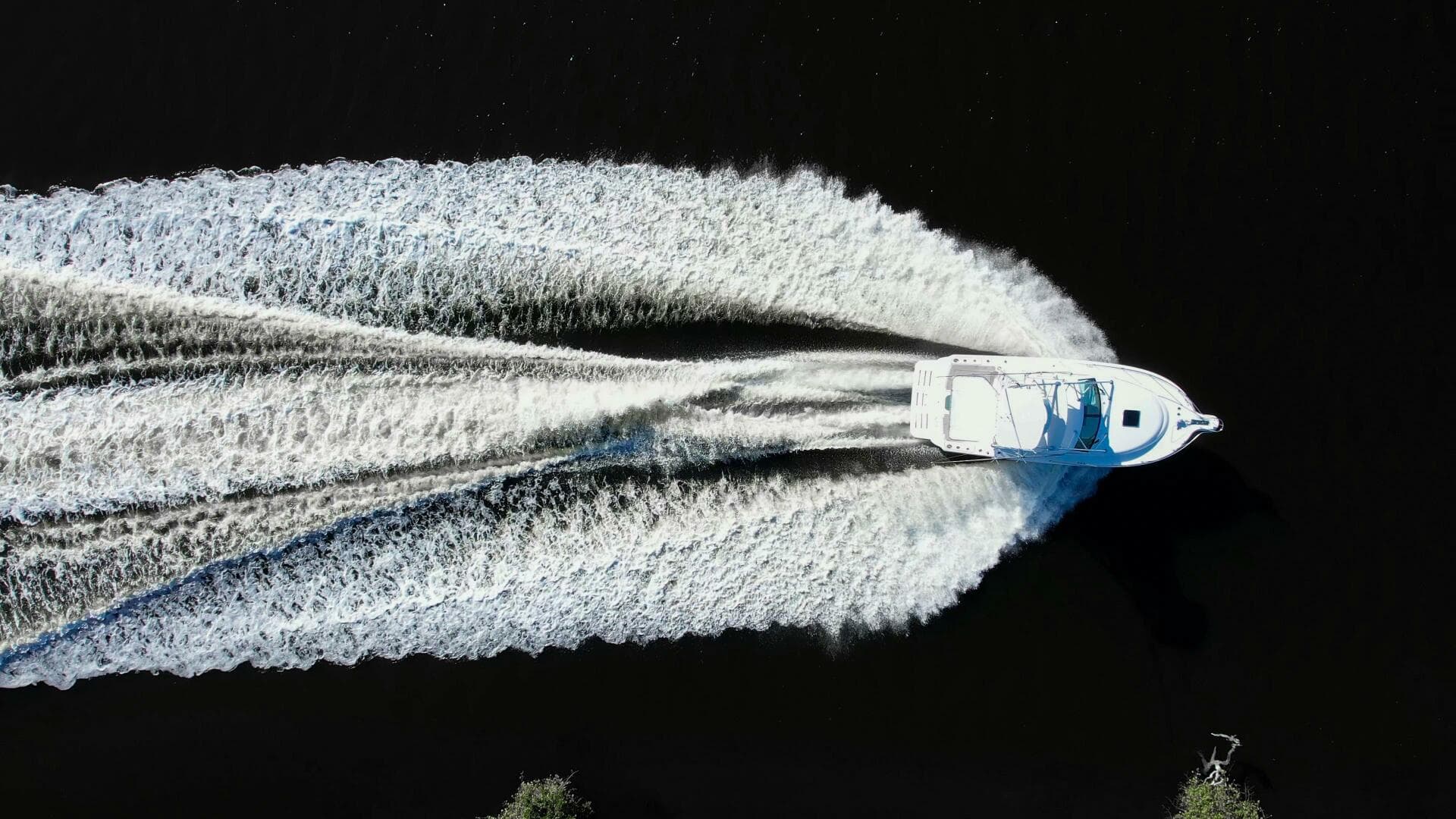 2011 Tiara Yachts 3100 Open — photo 38