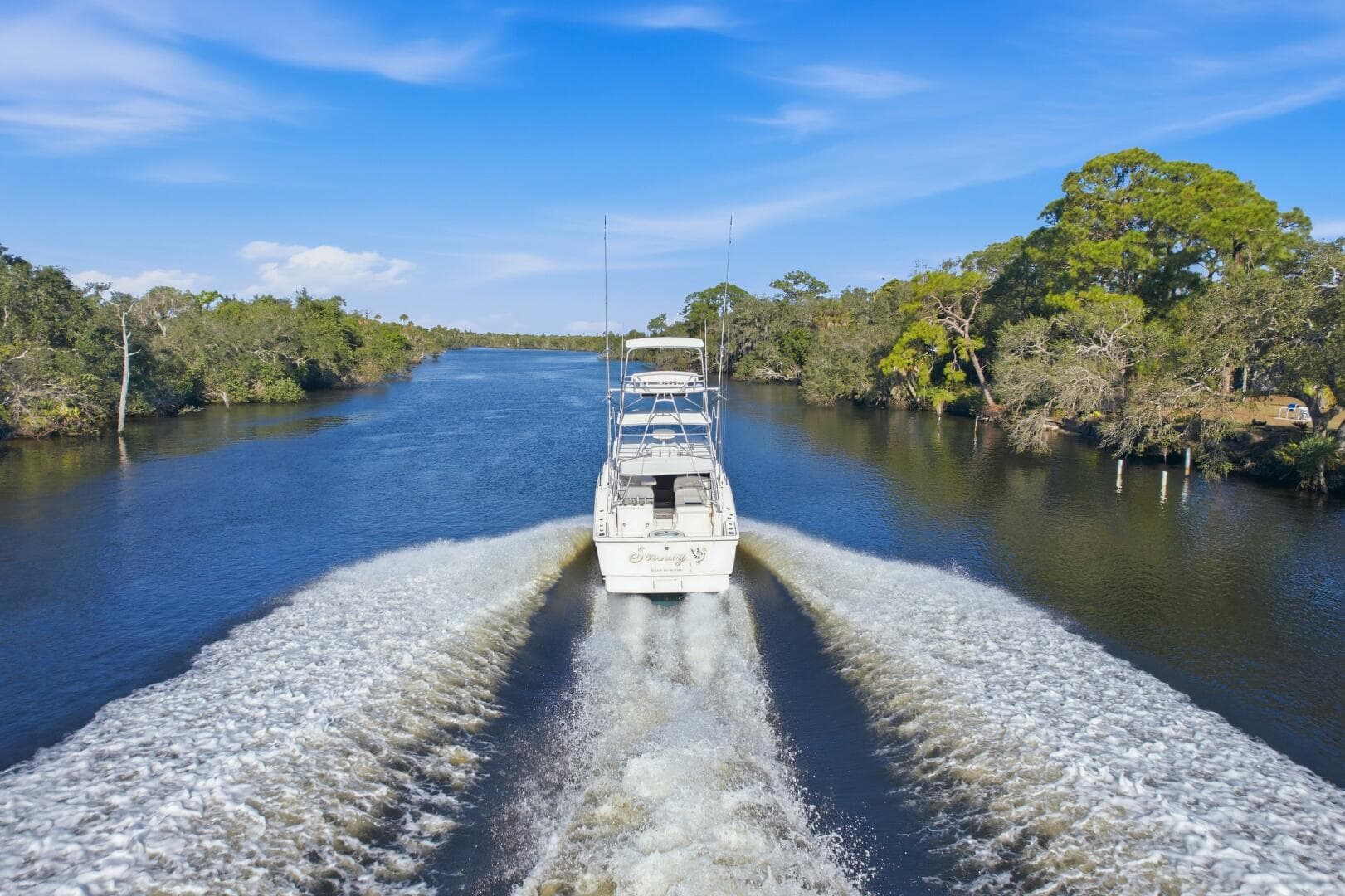 2011 Tiara Yachts 3100 Open — photo 12