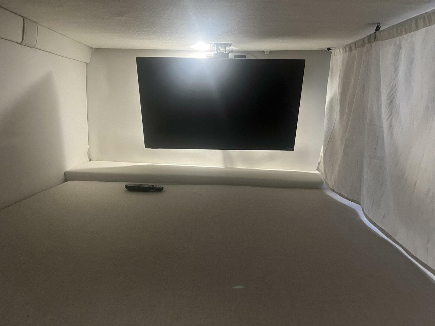 2024 Regal 26 Express — photo 37