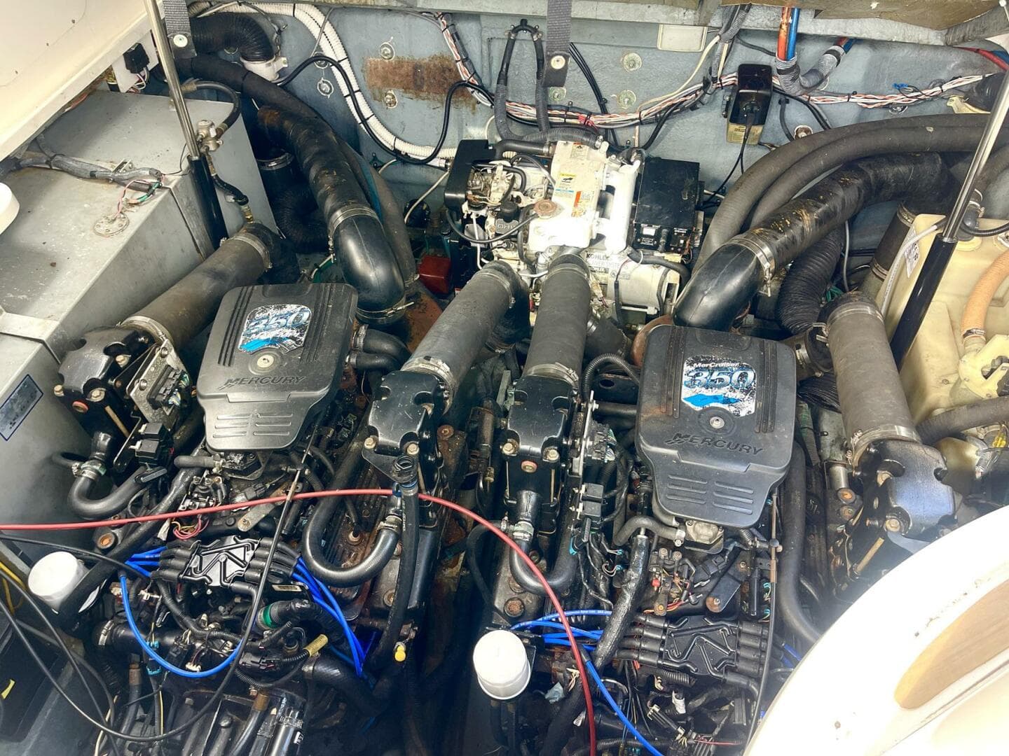 2004 Sea Ray 320 Sundancer — photo 30