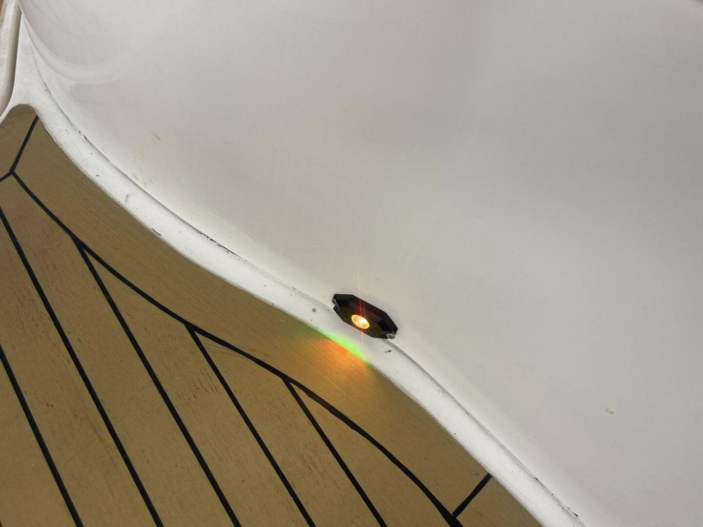 2004 Sea Ray 320 Sundancer — photo 28