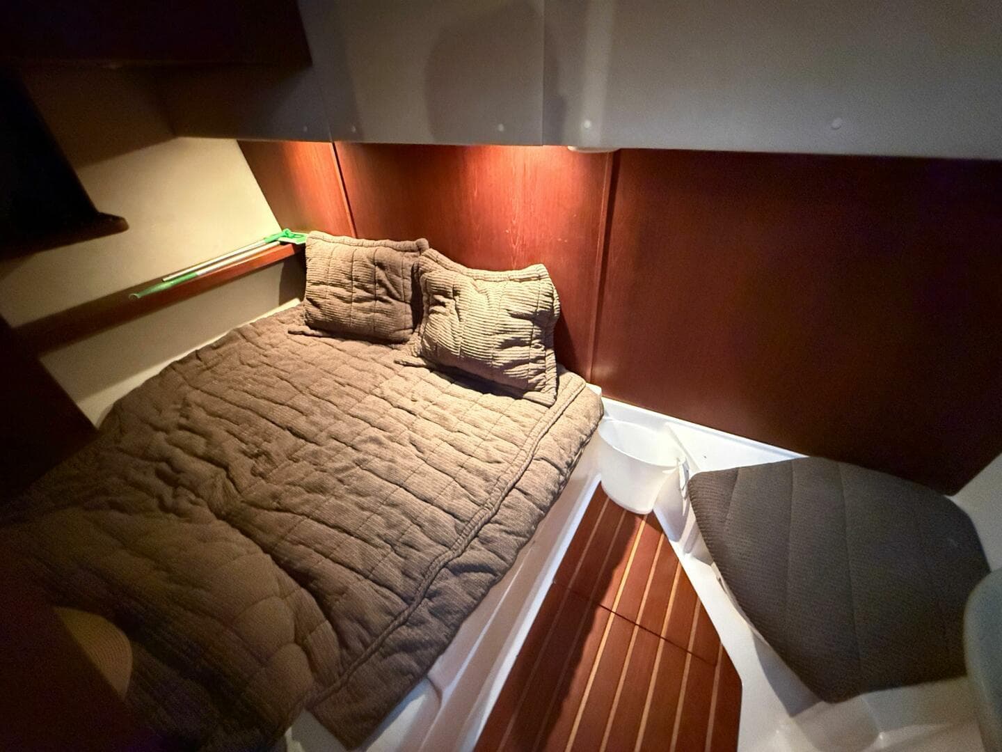 2002 Tiara Yachts 4000 Express — photo 14