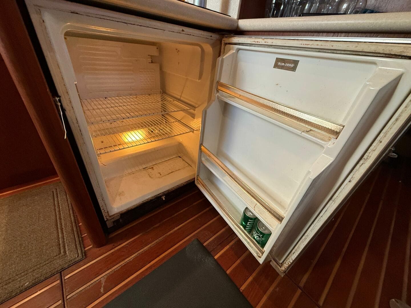 2002 Tiara Yachts 4000 Express — photo 13