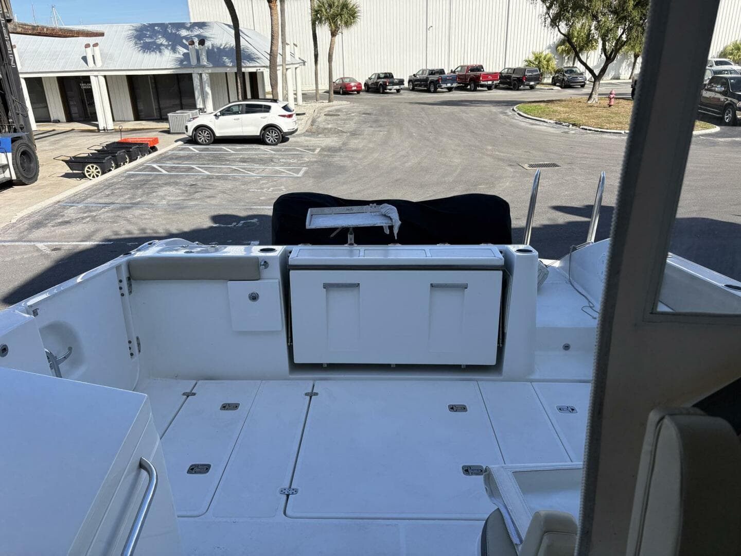 2020 Pursuit 365 DC — photo 12