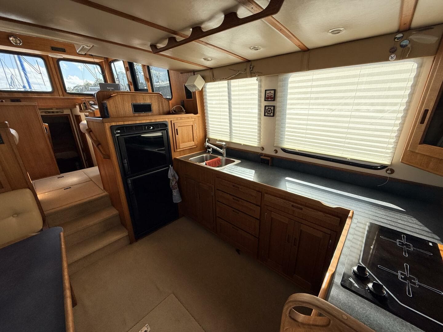 2000 Nordic Tugs 37 — photo 74