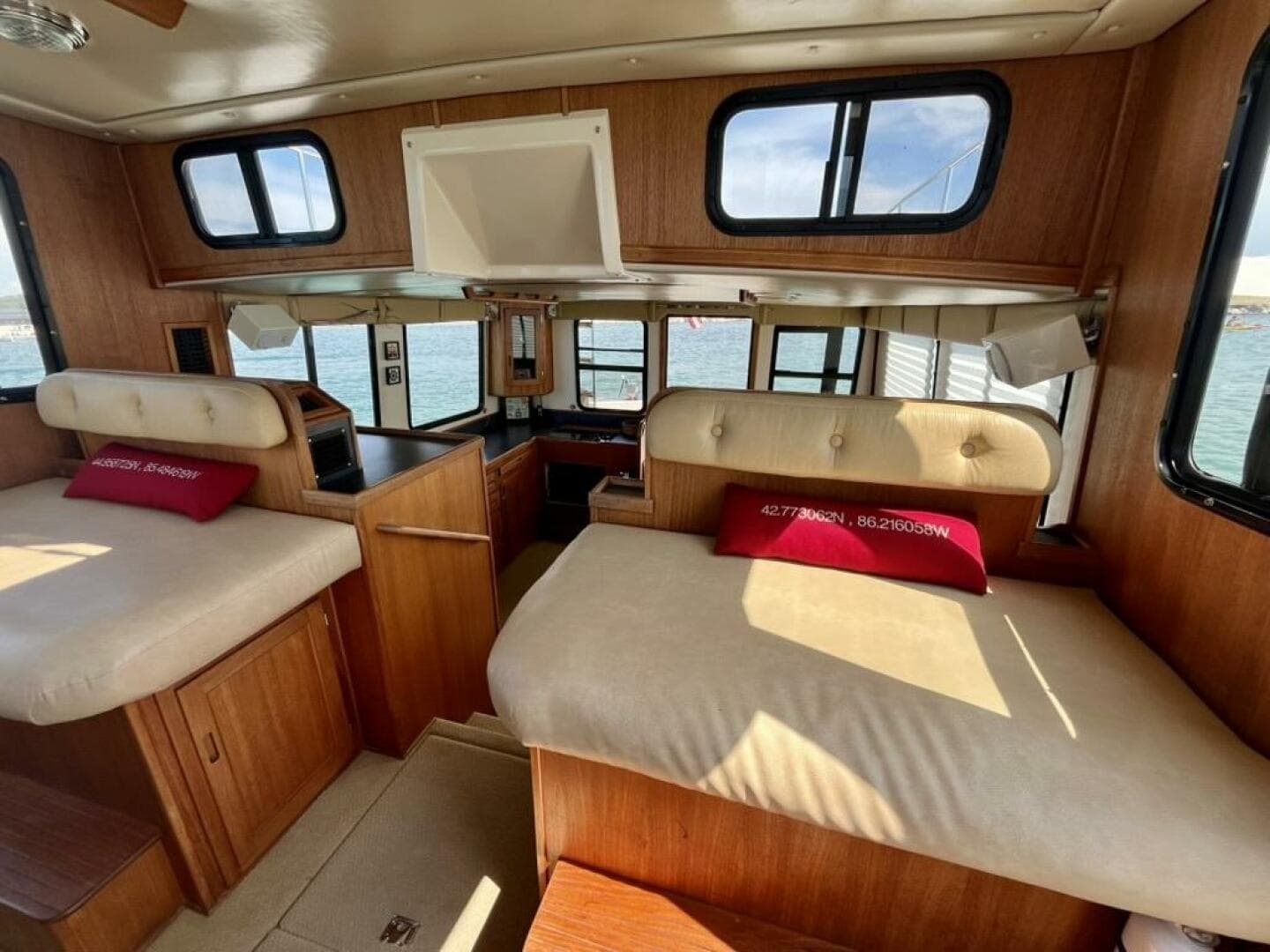 2000 Nordic Tugs 37 — photo 54