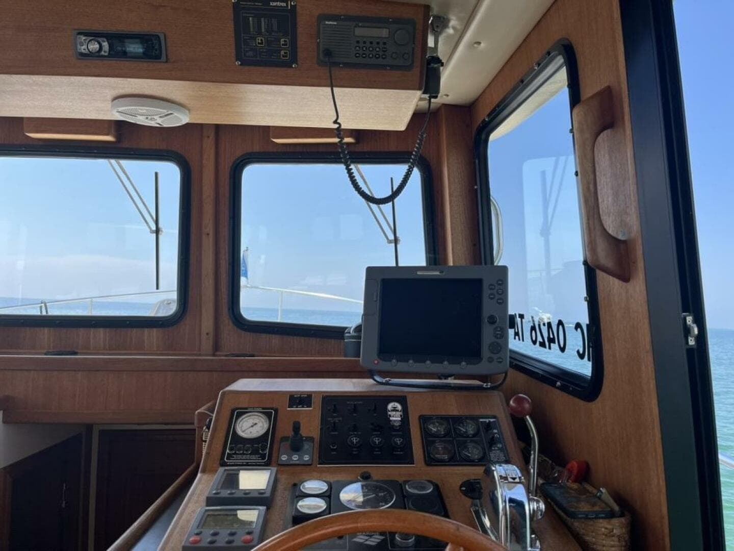 2000 Nordic Tugs 37 — photo 40