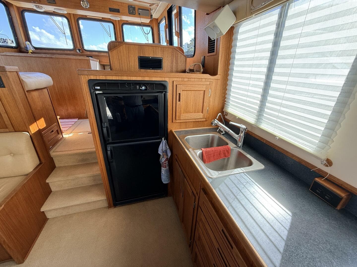 2000 Nordic Tugs 37 — photo 78