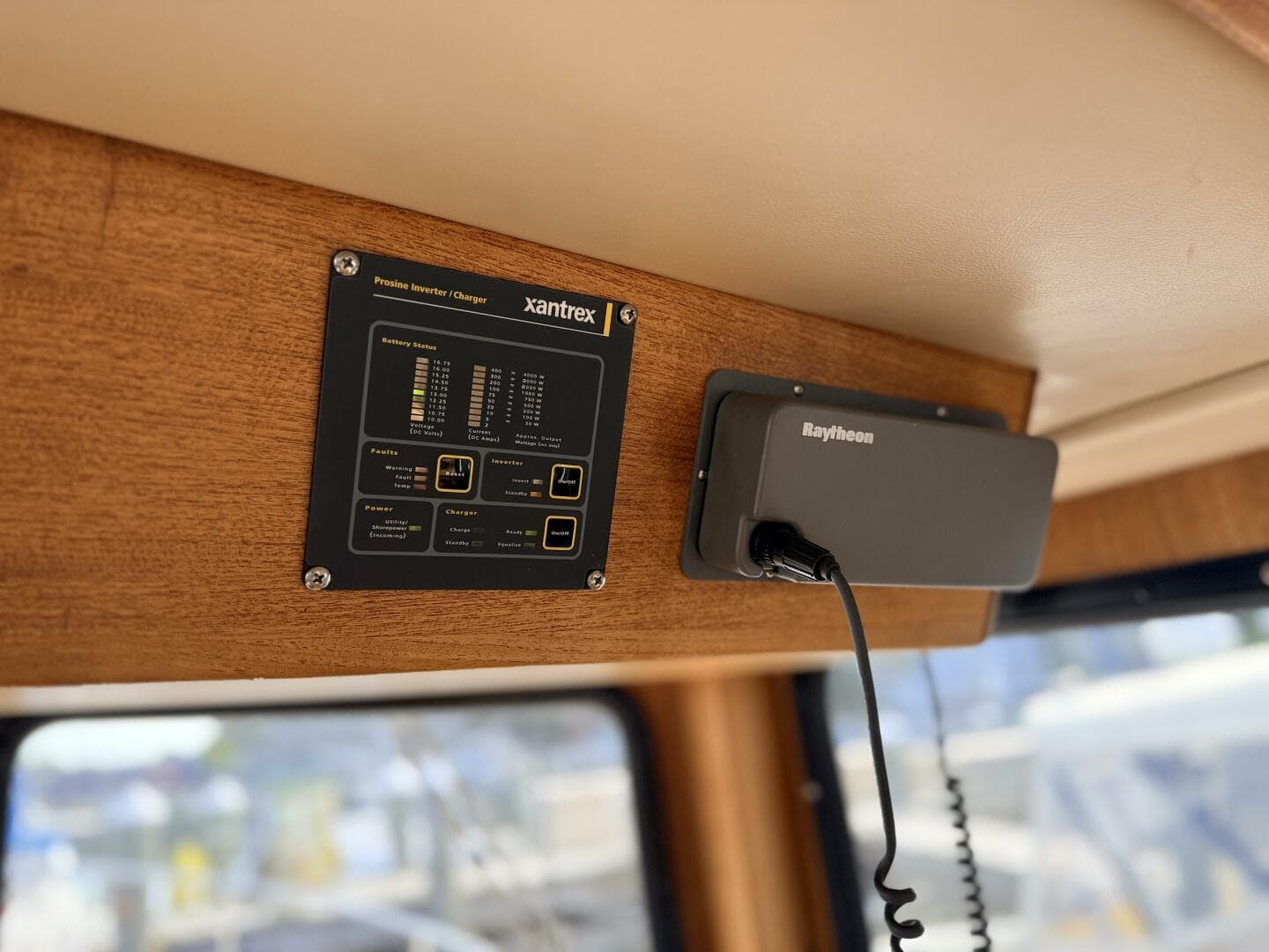 2000 Nordic Tugs 37 — photo 41