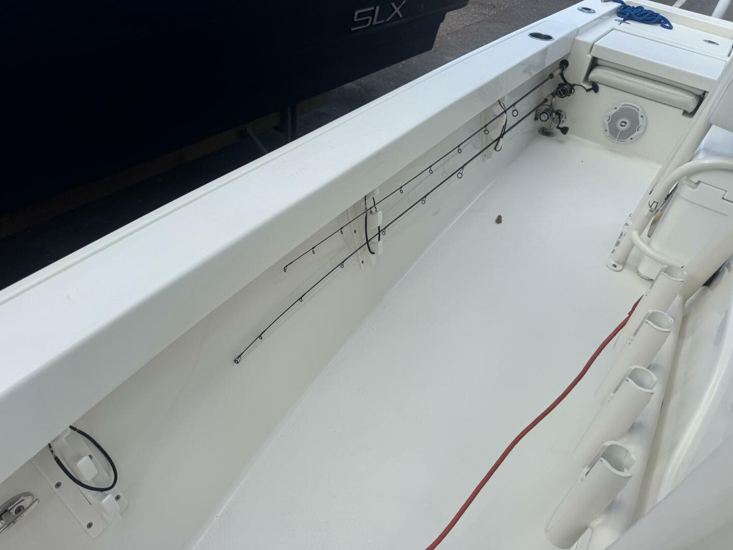 2016 Pathfinder 2400 Trs — photo 20