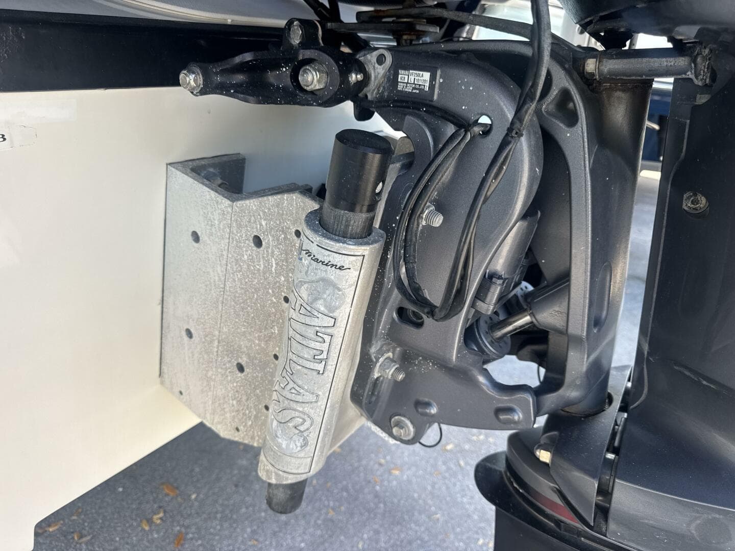 2016 Pathfinder 2400 Trs — photo 10