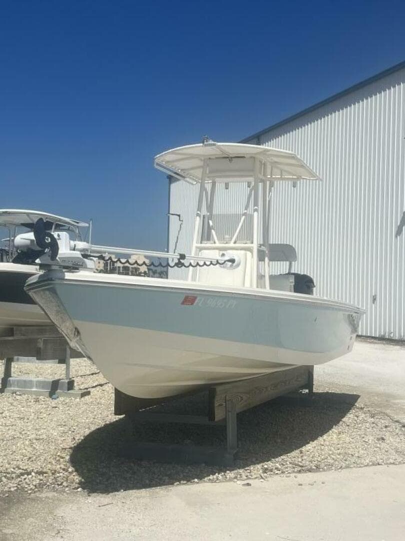 2016 Pathfinder 2400 Trs — photo 4