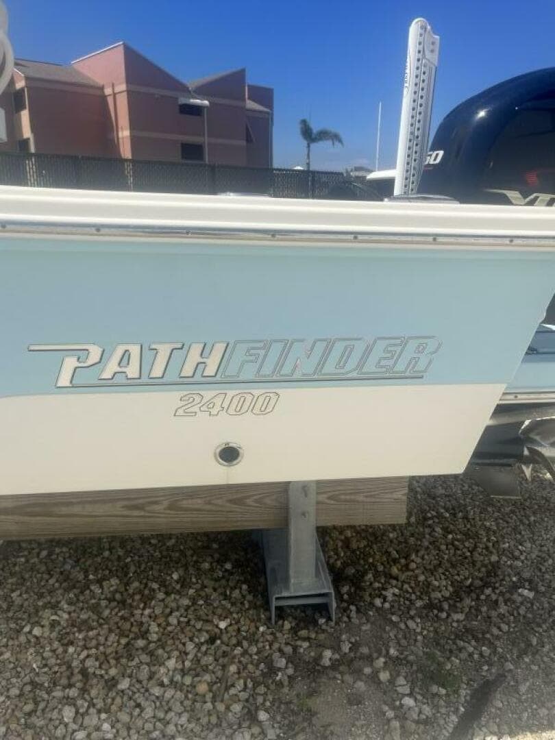 2016 Pathfinder 2400 Trs — photo 7