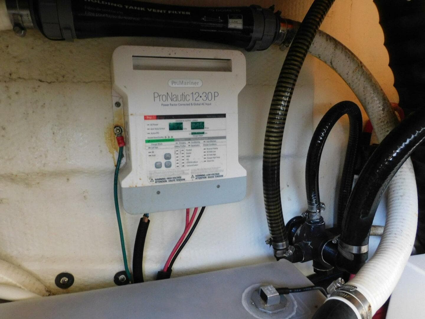 2019 Regal 28 Express — photo 31