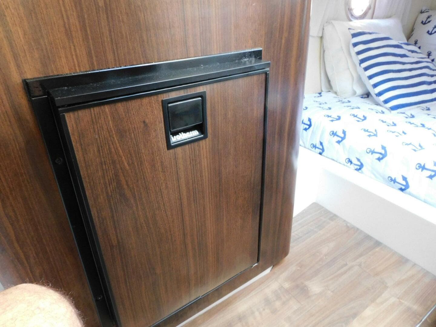 2019 Regal 28 Express — photo 19