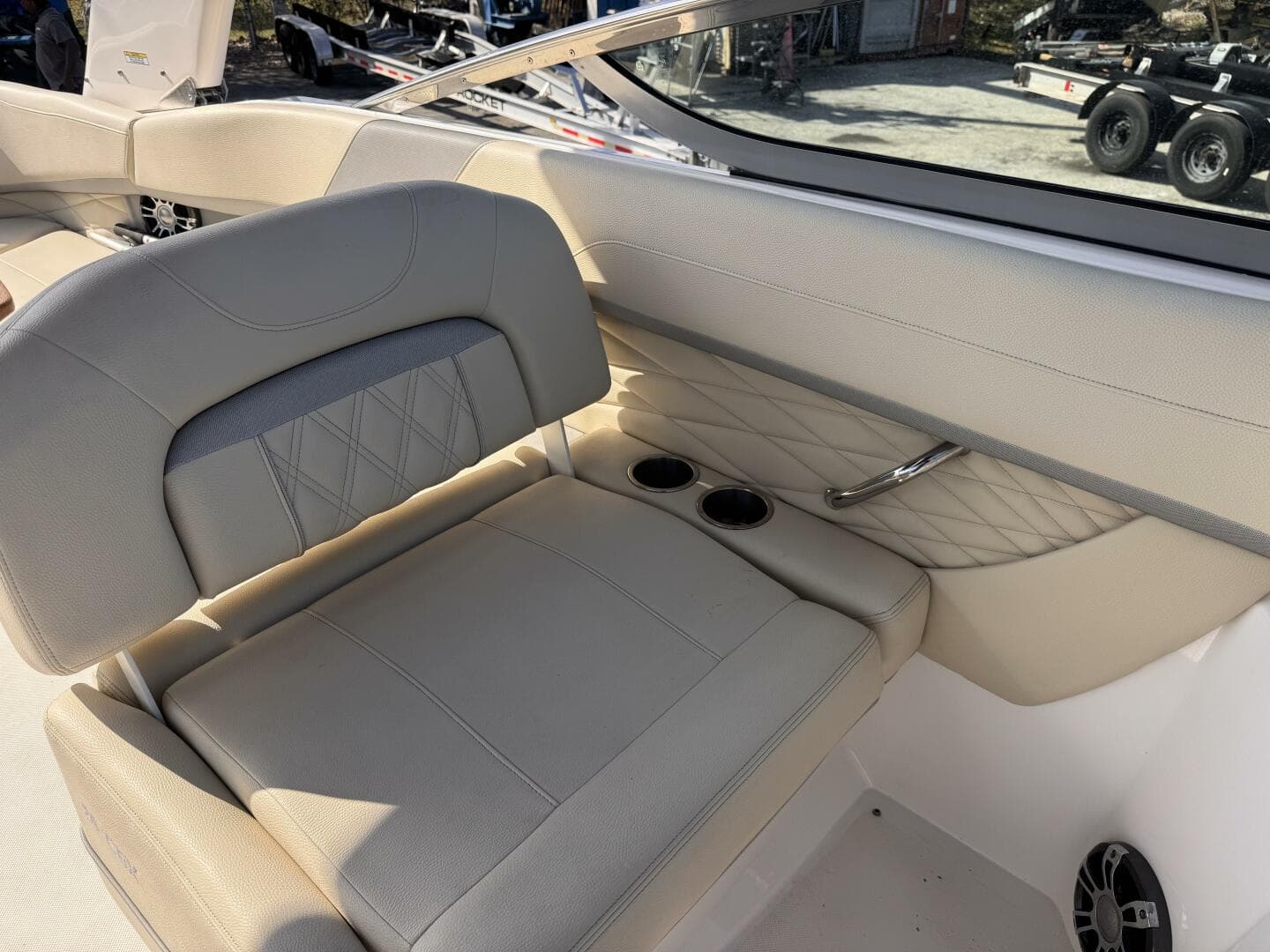 2020 Regal 26 Obx — photo 16