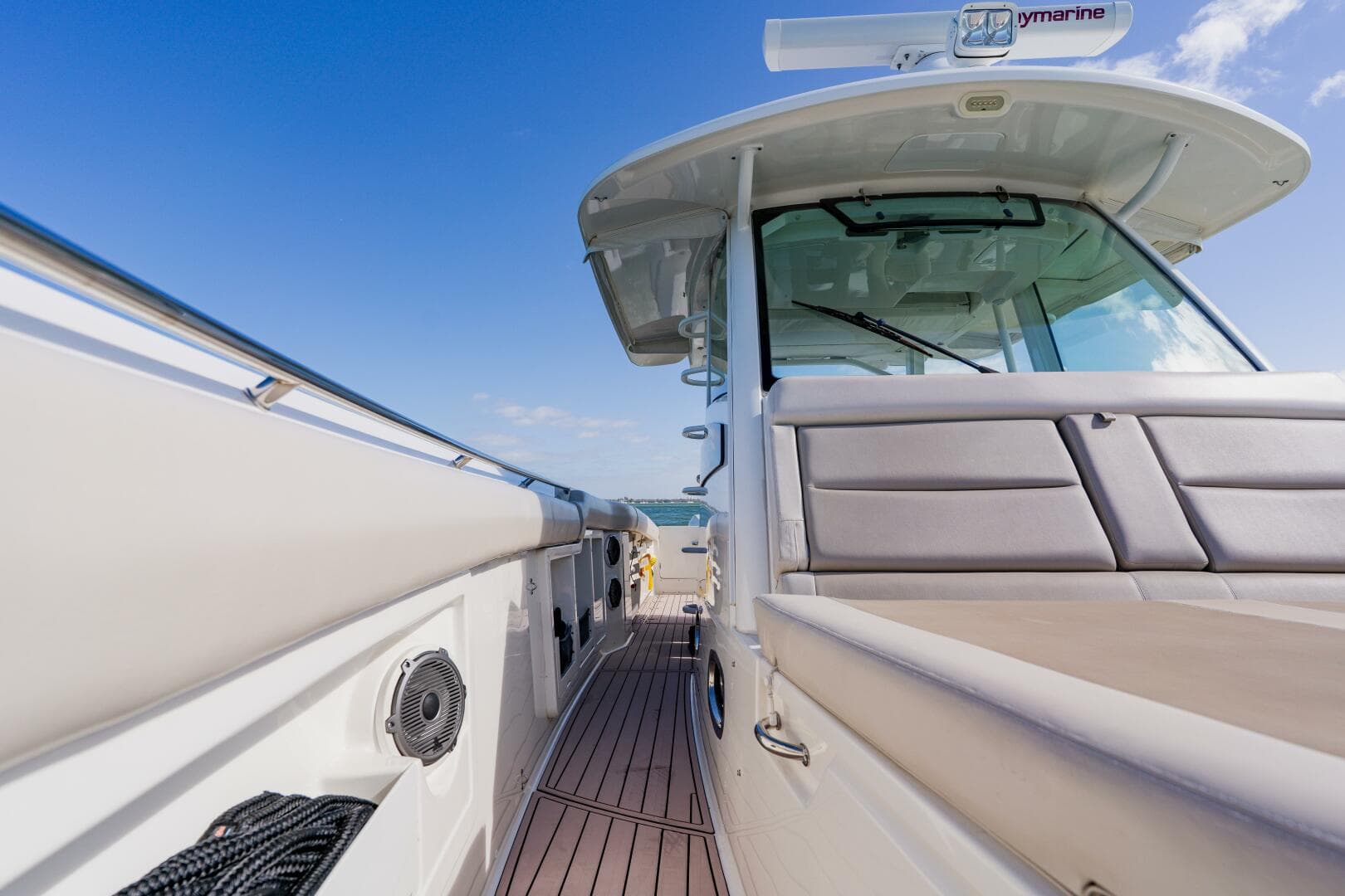 2019 Boston Whaler 380 Outrage — photo 18