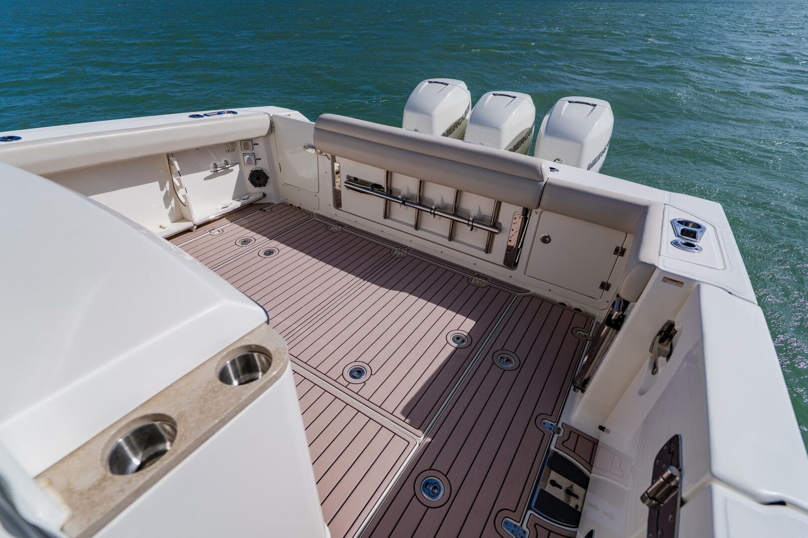 2019 Boston Whaler 380 Outrage — photo 29