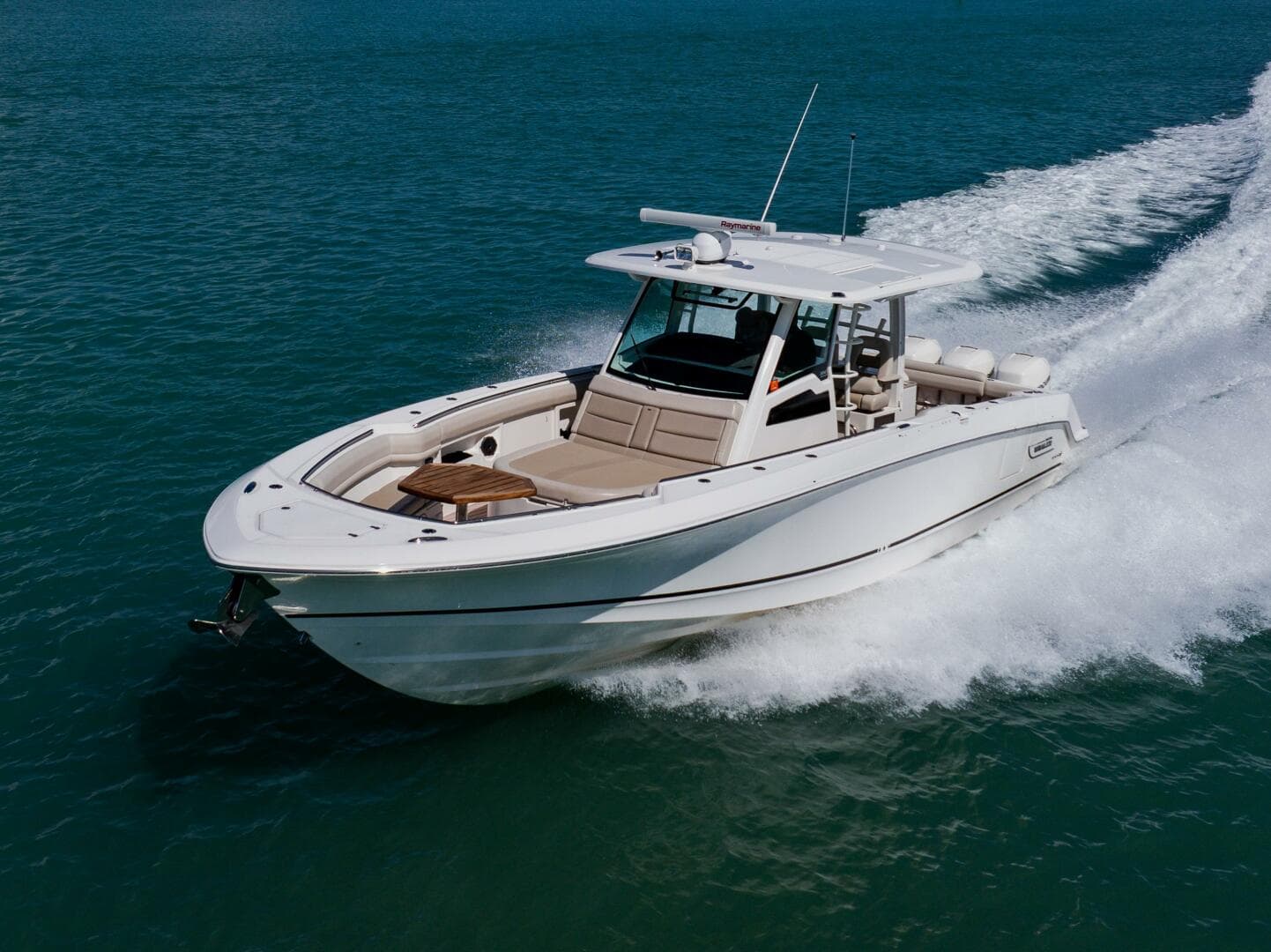 2019 Boston Whaler 380 Outrage — photo 5