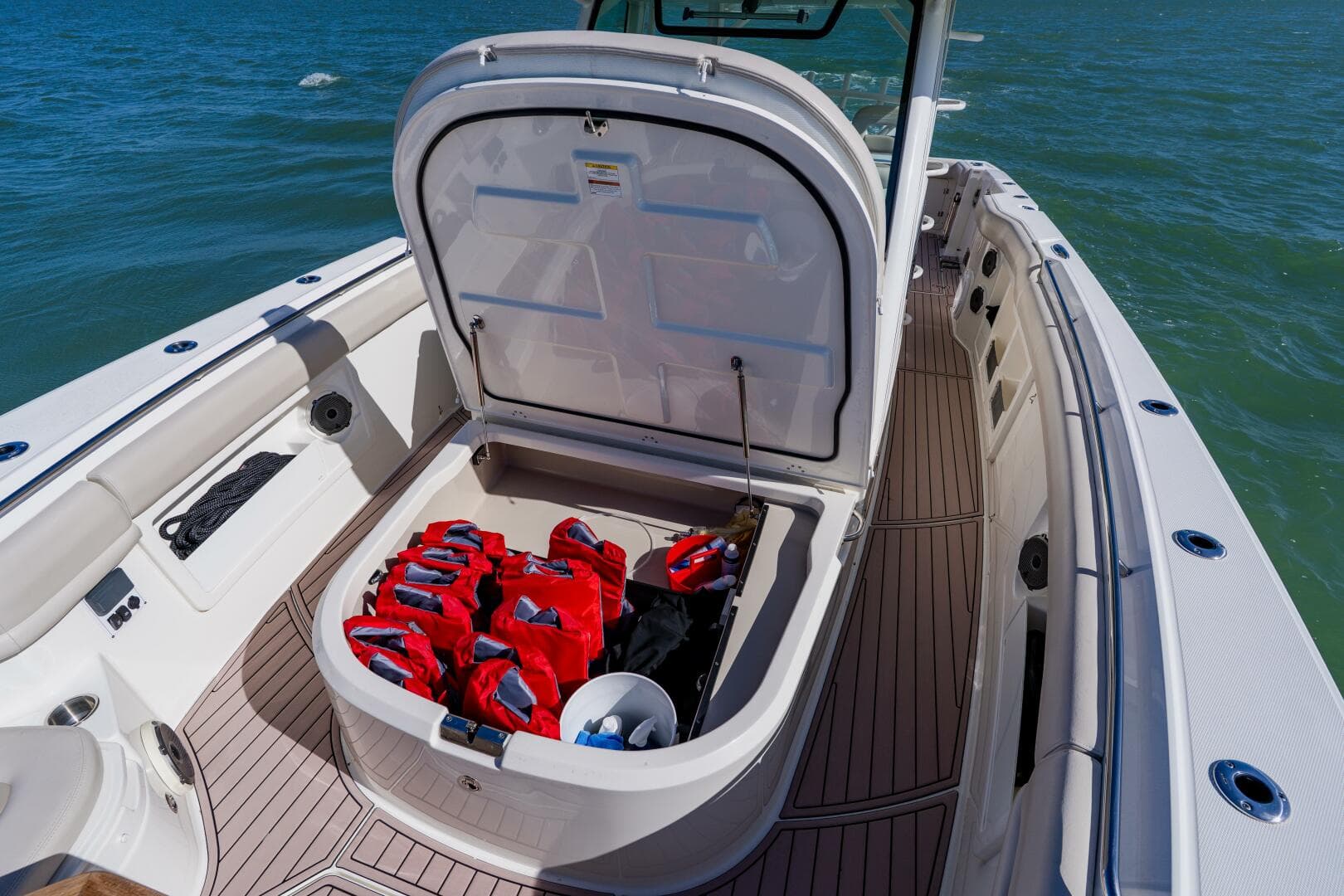2019 Boston Whaler 380 Outrage — photo 15