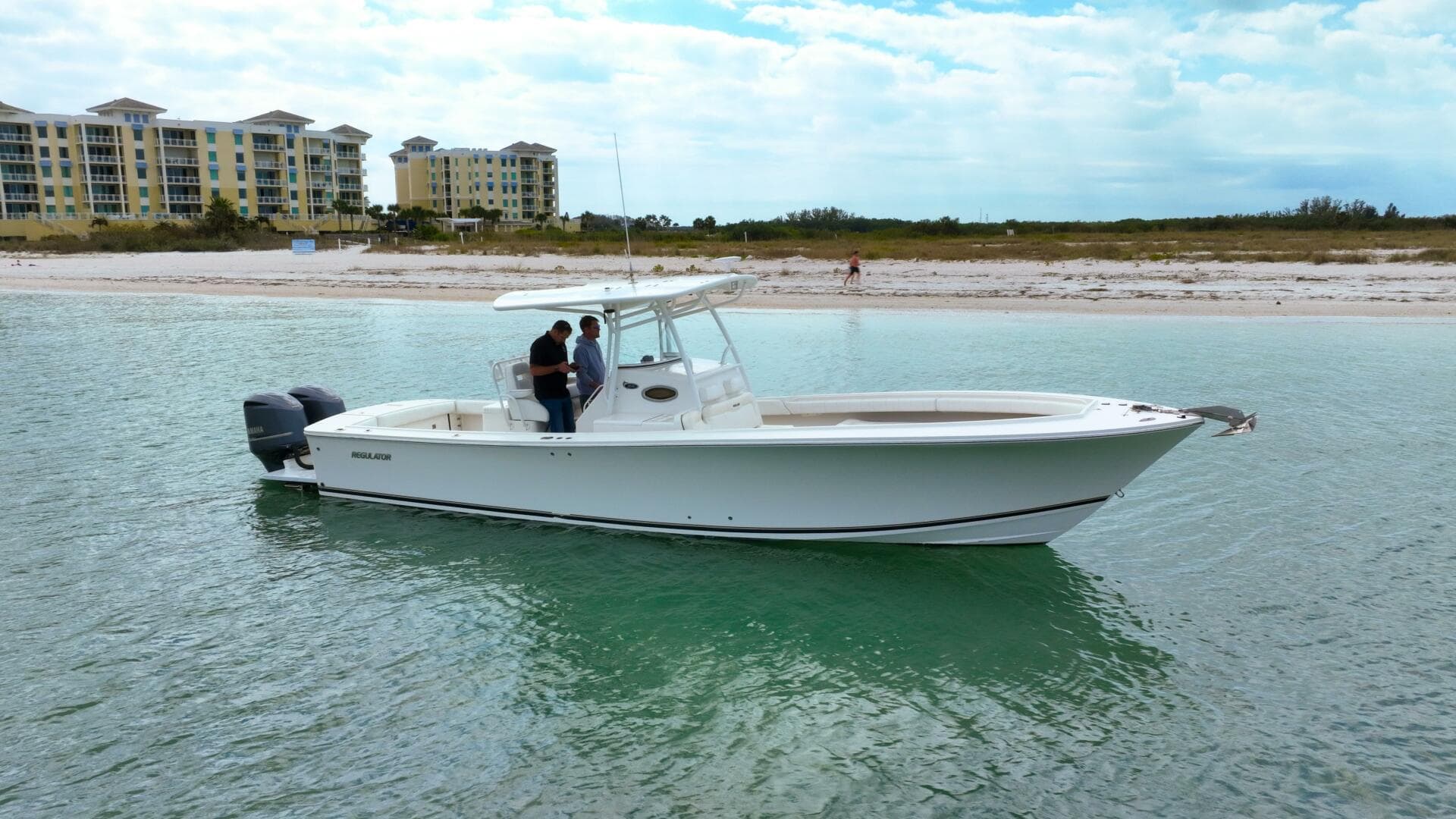 2012 Regulator 34 SS — photo 8