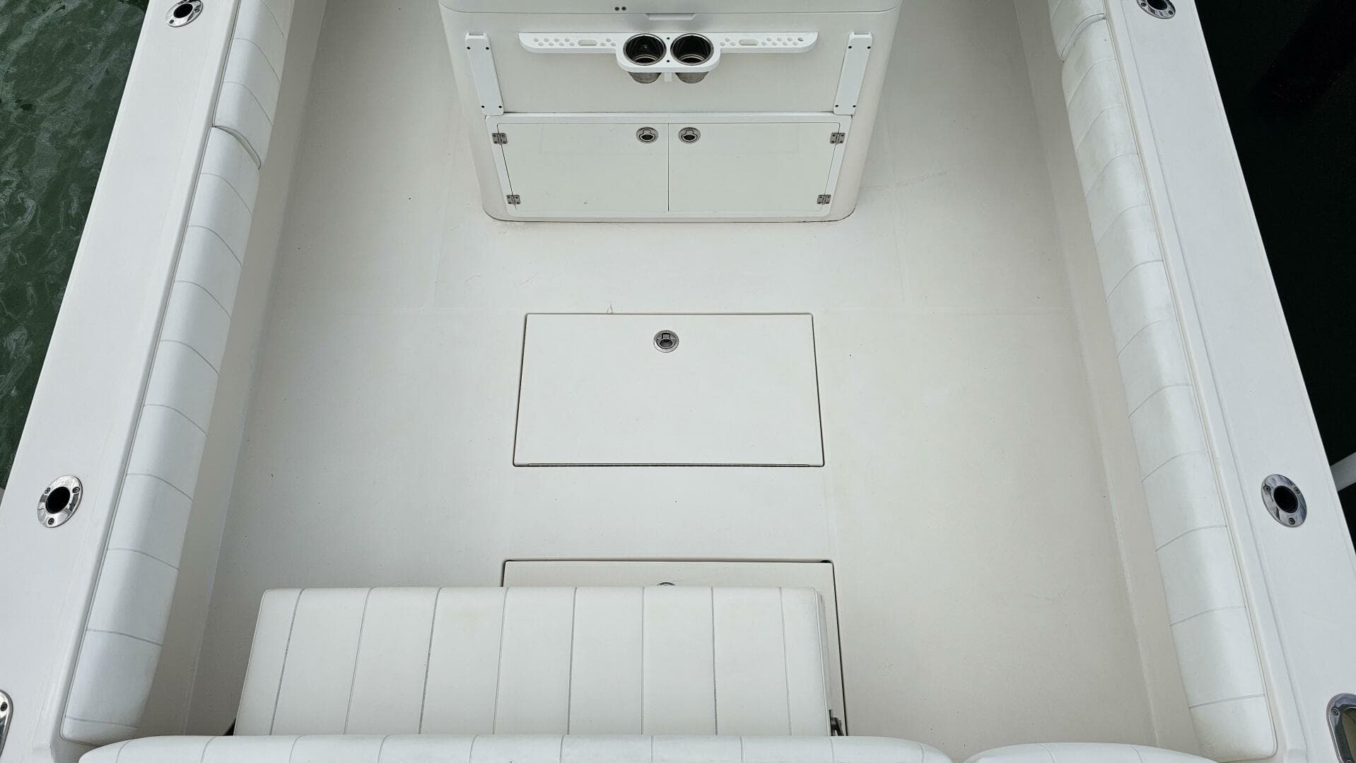 2012 Regulator 34 SS — photo 12