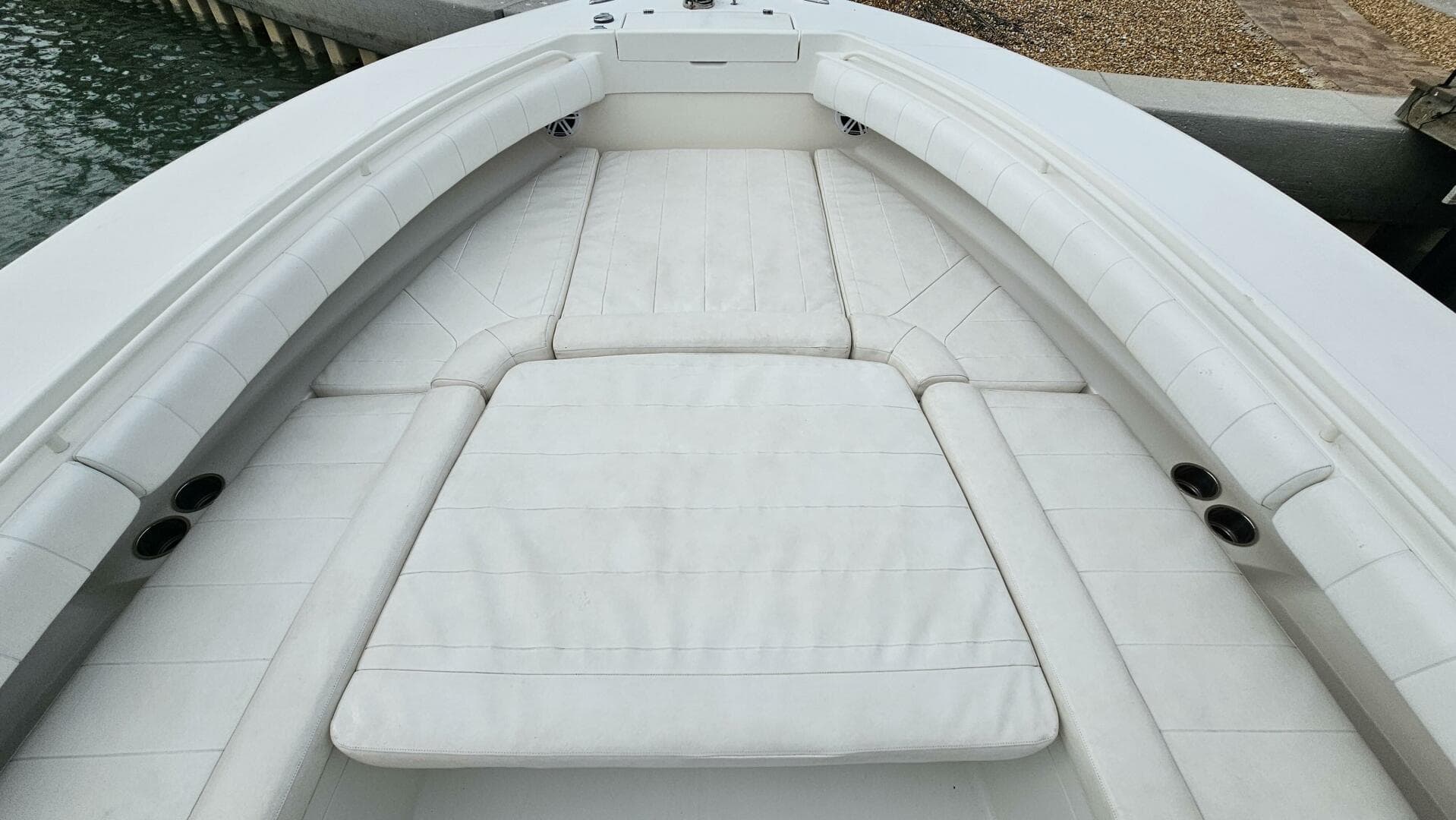 2012 Regulator 34 SS — photo 57