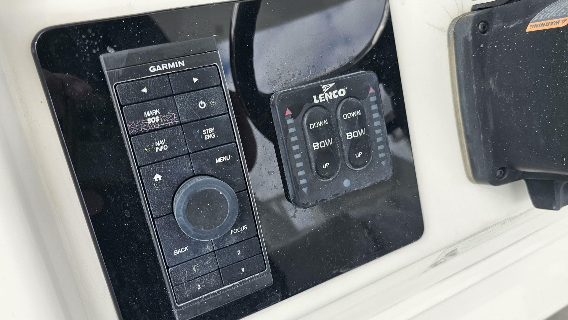 2012 Regulator 34 SS — photo 32