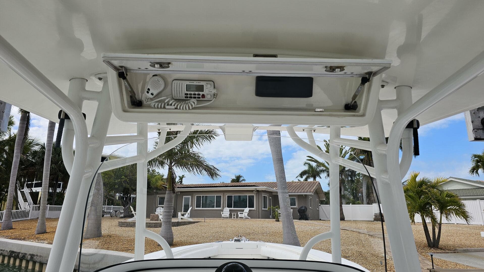 2012 Regulator 34 SS — photo 34