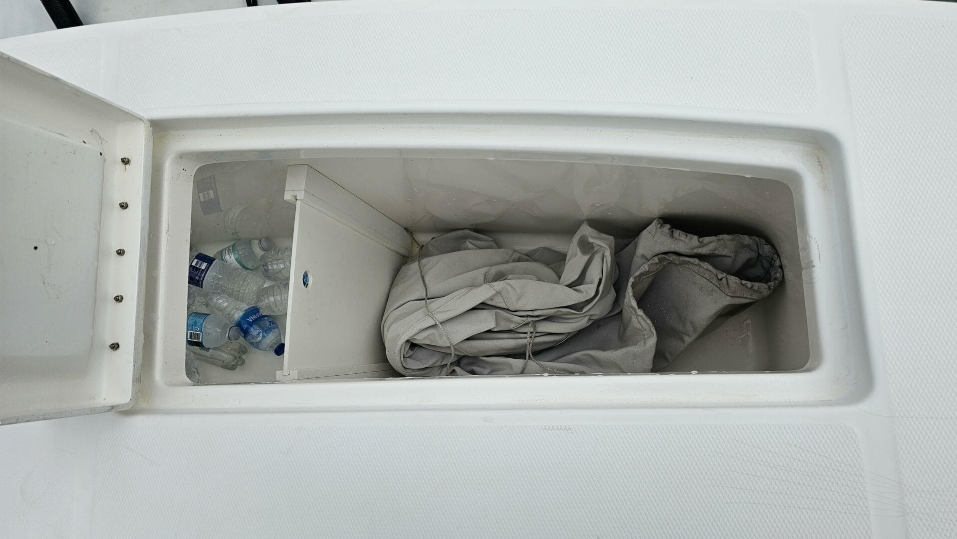 2012 Regulator 34 SS — photo 21