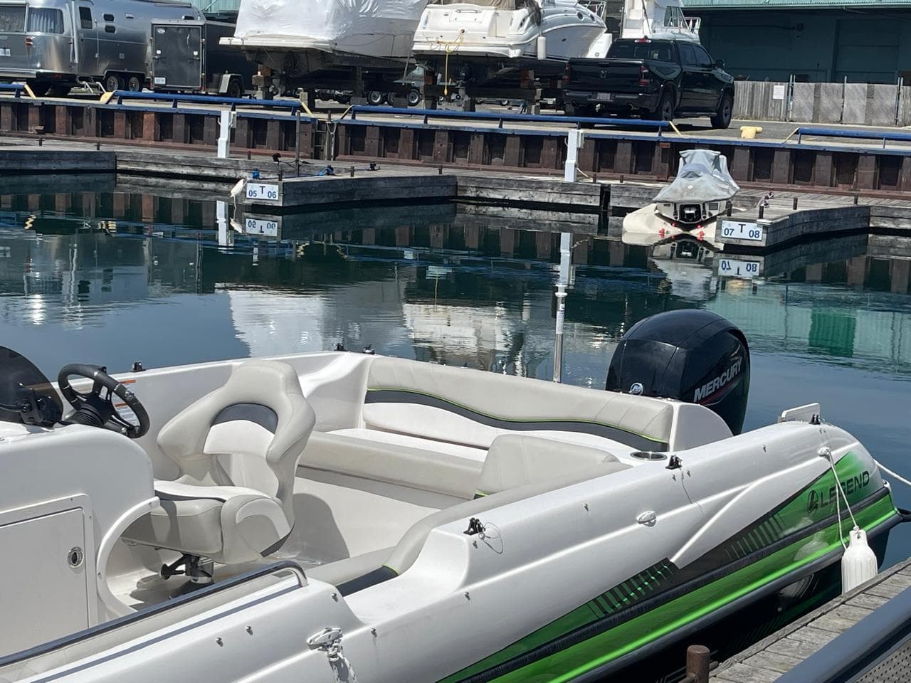 2022 Legend Boats Vibe D19 — photo 7